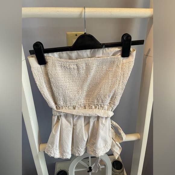 HOLLISTER sleeveless top with lace - Picture 2 of 3